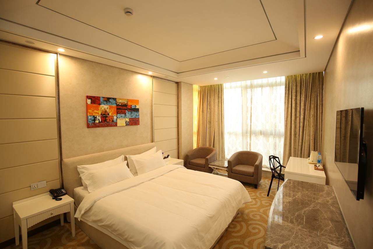 Crown Crystal Hotel Shanghai Exterior foto