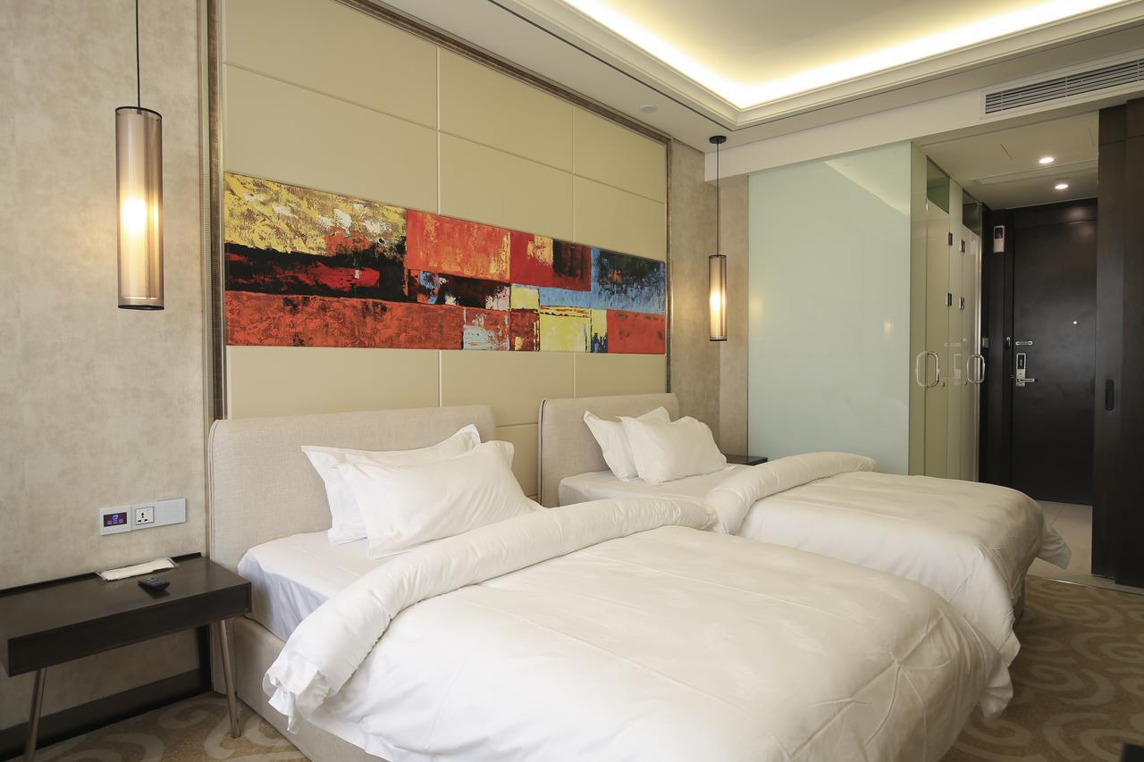 Crown Crystal Hotel Shanghai Exterior foto