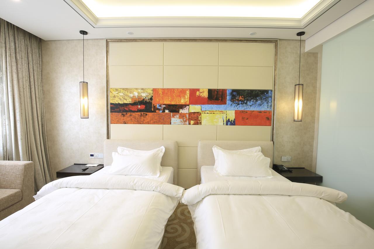 Crown Crystal Hotel Shanghai Exterior foto
